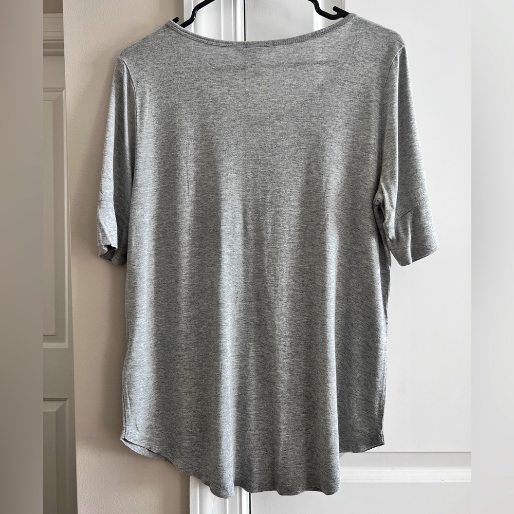 Basic Gray Shirt - Picture 3 of 3